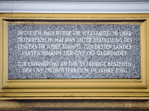 Gedenktafel an die Neugründung der ÖVP Oberösterreich im Mai 1945