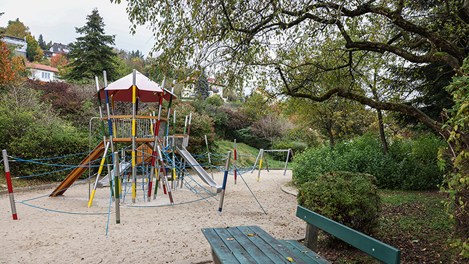 Foto Kinder- und Jugendspielplatz - Biesenfeld