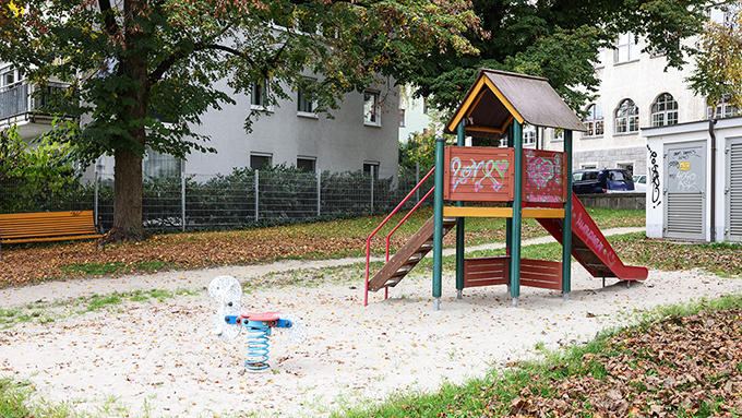 Foto Kinderspielplatz - Steinmetzplatzl