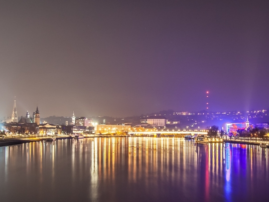 Linz bei Nacht