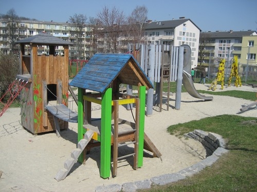 Kinder- und Jugendspielplatz - Fischerwiese/Pollheimerstraße