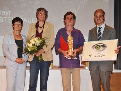 Preisverleihung durch Dolezal an Ortmayr und Neubauer