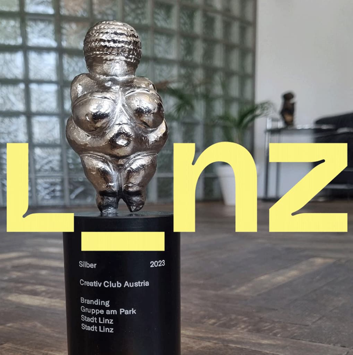 CCA-Venus-Award in Silber Gruppe am Park