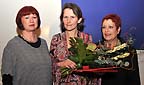 Frauenbeauftragte Elvira Tomancok, Preisträgerin Johanna Tschautscher, Gemeinderätin Erika Rockenschaub