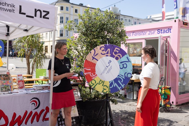 Fairtrade_Entertainer2