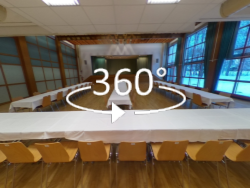 360°-Ansicht: Großer Saal mit offener Wand