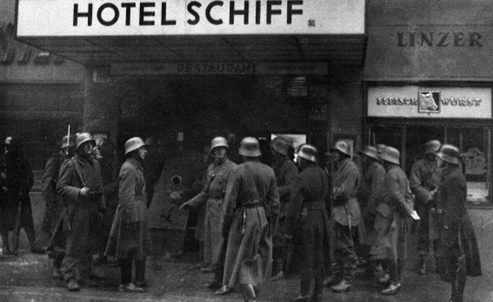 Februarrevolte Hotel Schiff nach Besetzung. Fotos: Archiv der Stadt Linz