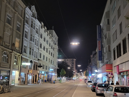 Nachher: Hartlauer-Gebäude auf der Landstraße nach Abschaltung Foto: Stadt Linz / Planung, Technik und Umwelt (PTU)