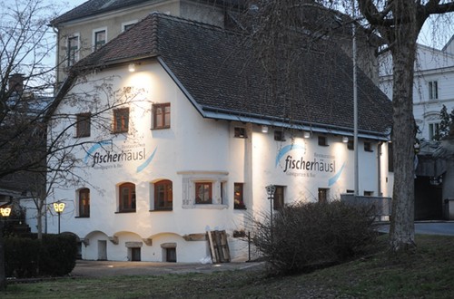 Das Gasthaus Fischerhäusl liegt in Alt-Urfahr direkt an der Donau (Foto: Stadt Linz).