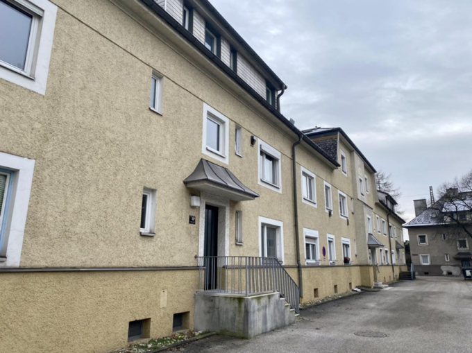 Die bestehenden Wohnh&auml;user im G&ouml;lsdorf Areal entsprechen nicht mehr den aktuellen Standards; teilweise befinden sich die Sanit&auml;ranlagen nicht in den Wohnungen. Im neuen Wohnviertel sollen daher attraktive und leistbare Wohnungen entstehen, die den modernen Anspr&uuml;chen gerecht werden.